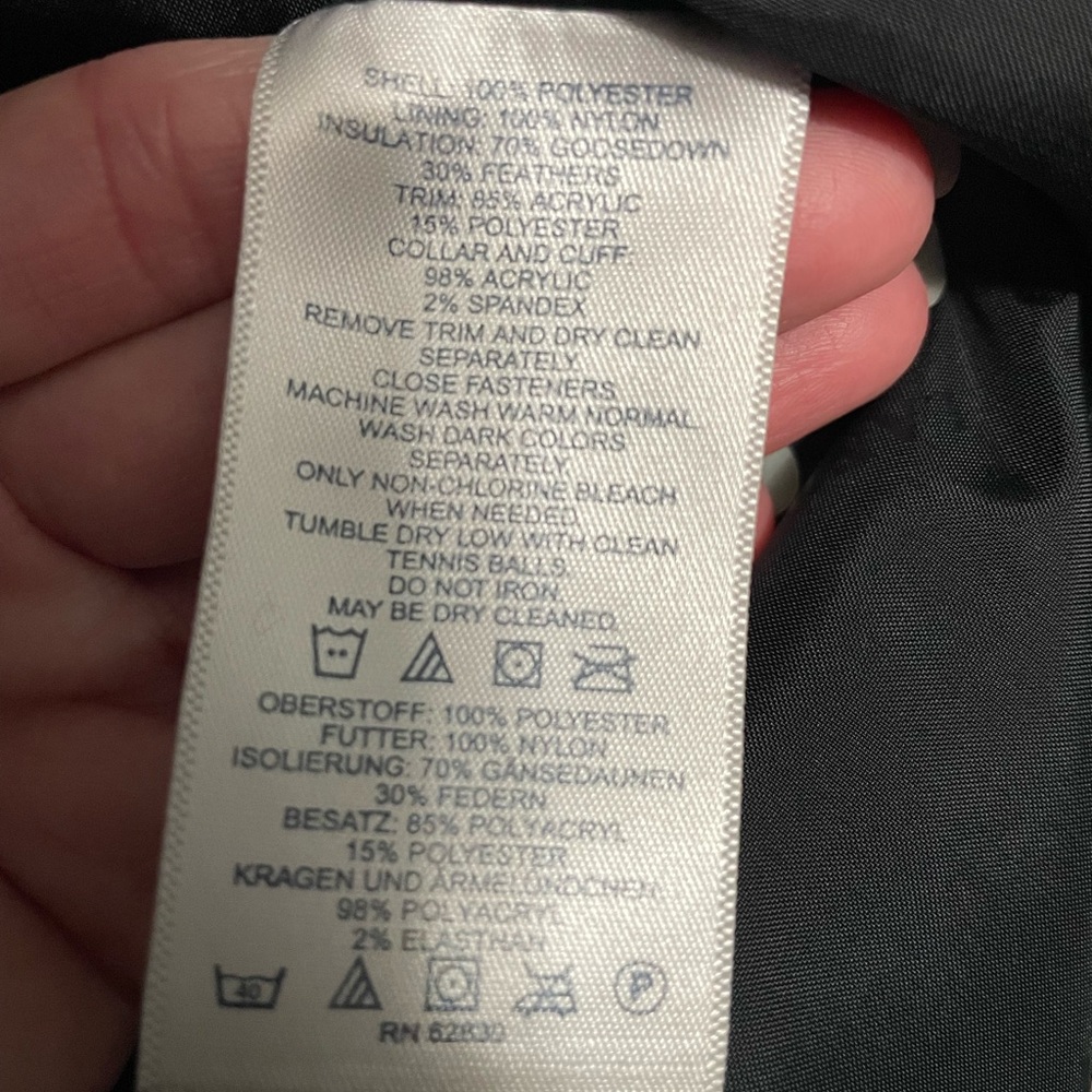 Lands' End Down Vest - Picture 7 of 7